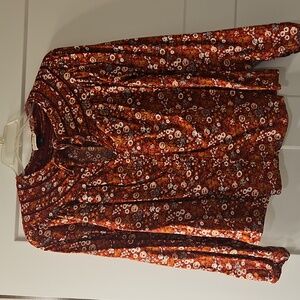 Universal Thread Red Floral Long Sleeve Blouse size medium